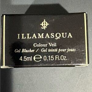 Illamasqua Frisson Colour Veil in Pink
